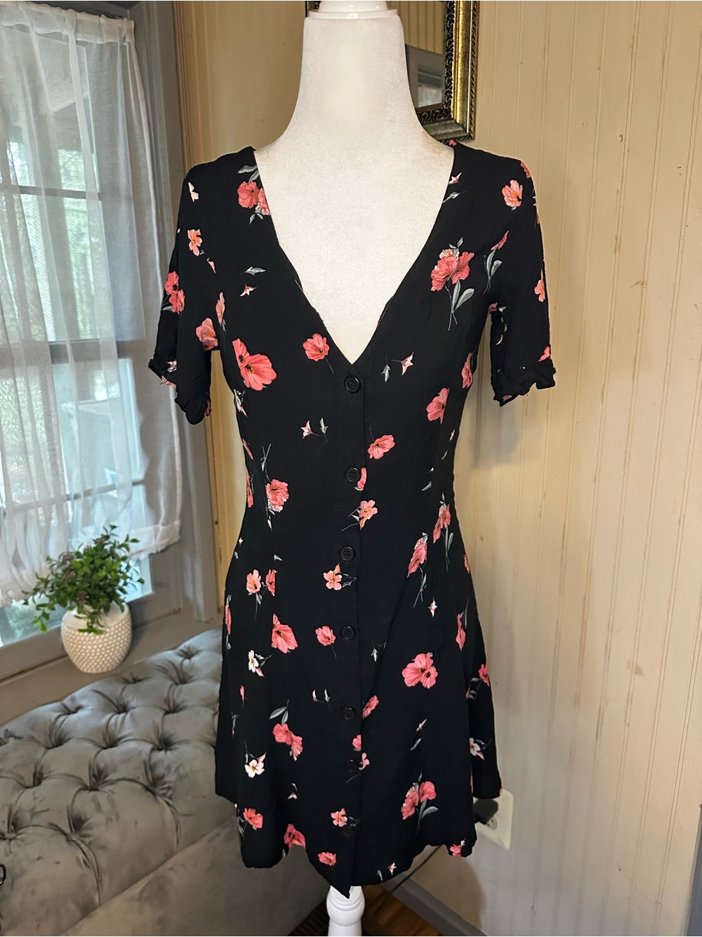 H&M Divided Black Floral Button Front Mini Dress Womens Size 8 Cottagecore
